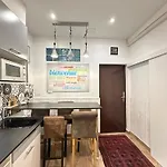 Charles V Marais Apart Otel Paris
