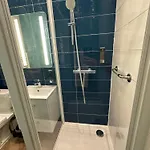 Apart Otel Charles V Marais 3*