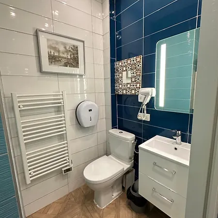 Charles V Marais 3* Paryż