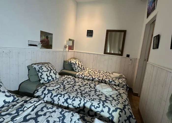 Charles V Marais 3* Paris