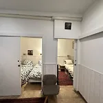 Charles V Marais Aparthotel 3*